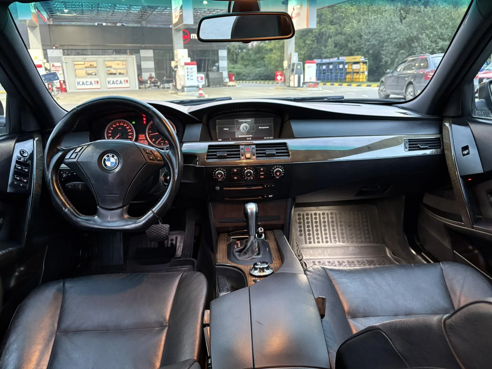 BMW 530 3.0D M-PAKET/KOJA/AVTOMAT - изображение 6