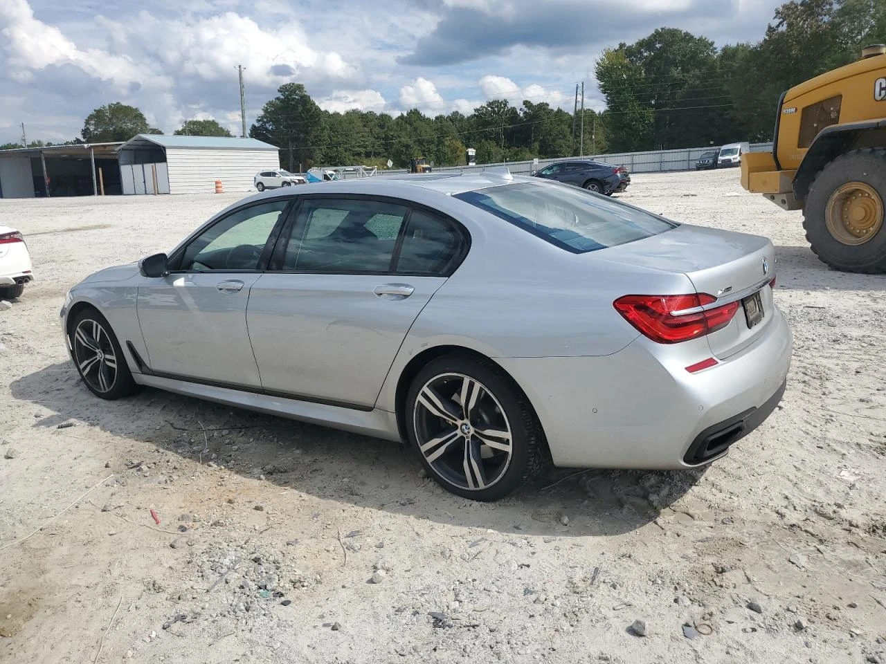 BMW 750 head up, harman/kardon, 360* , дистроник*  - изображение 2