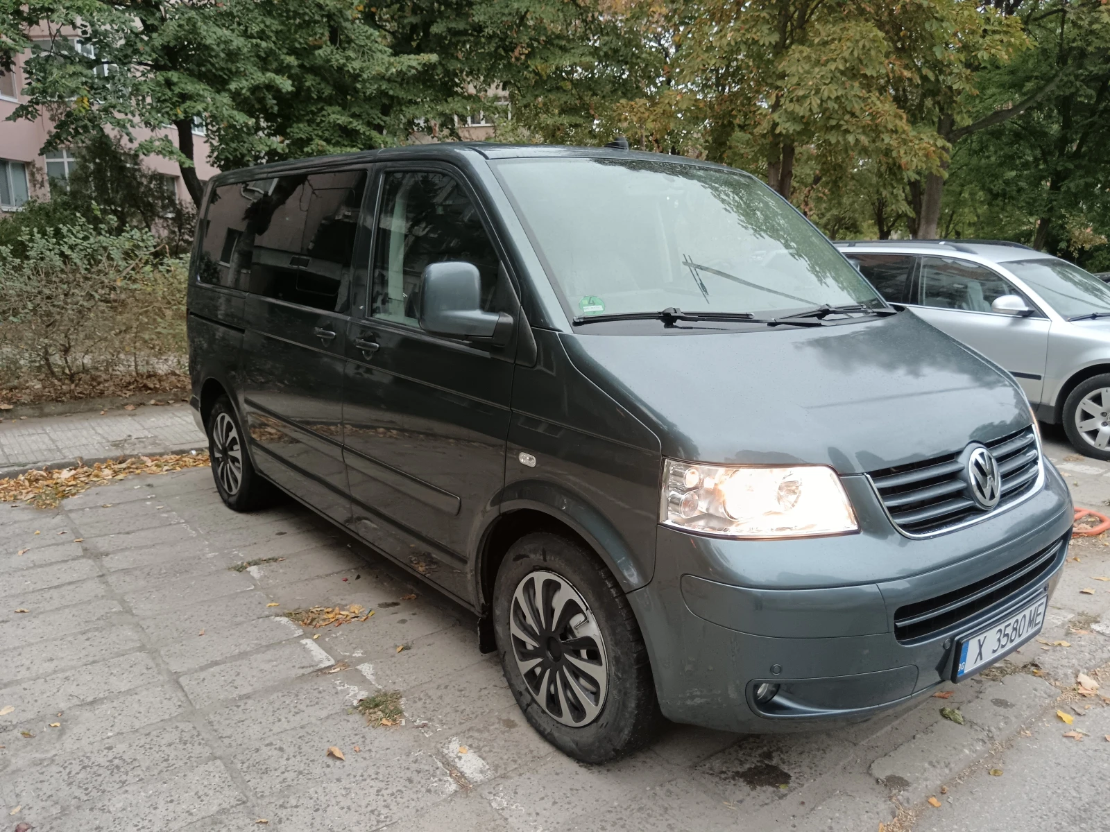 VW Multivan 2.5 TDI - изображение 3
