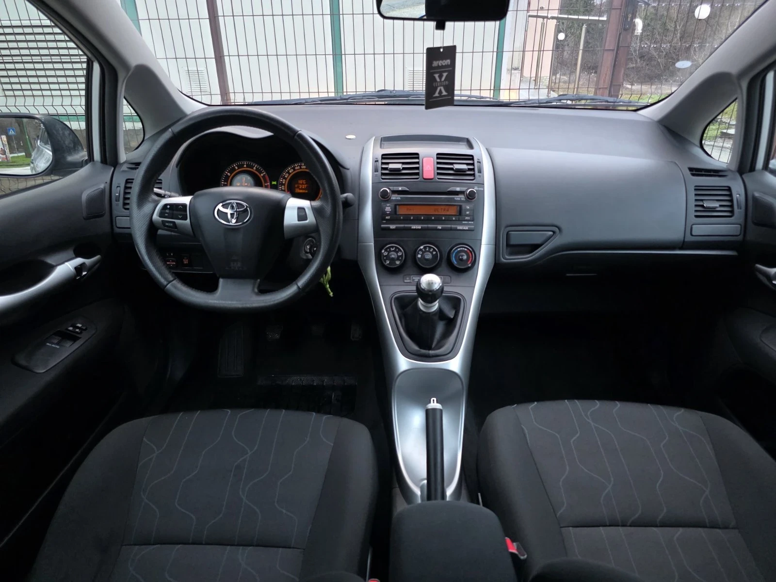 Toyota Auris | Mobile.bg � ����������� 14