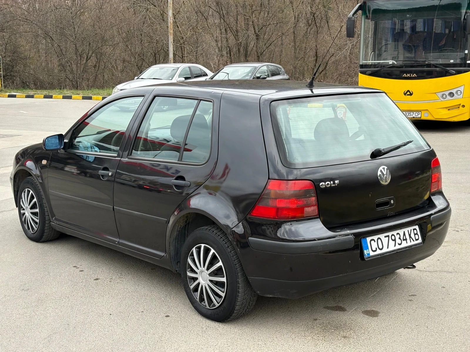 VW Golf, снимка 3 - Автомобили и джипове - 53938060
