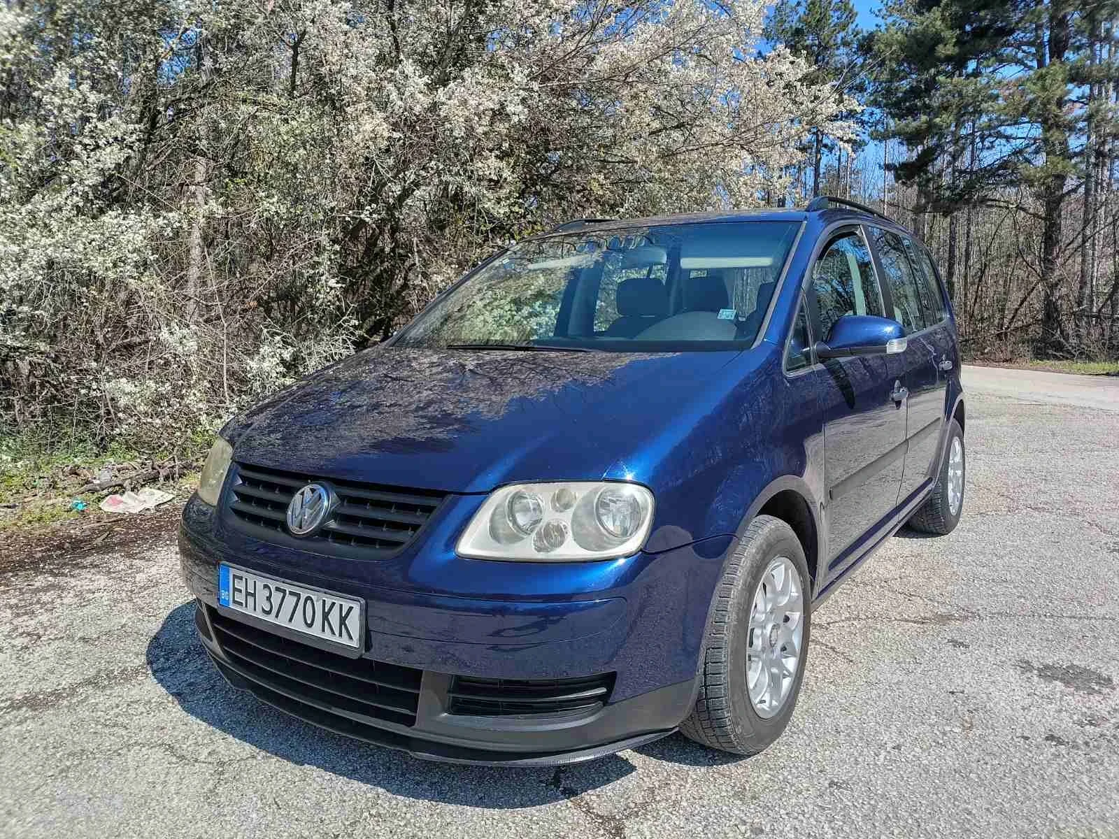 VW Touran, снимка 12 - Автомобили и джипове - 54098833