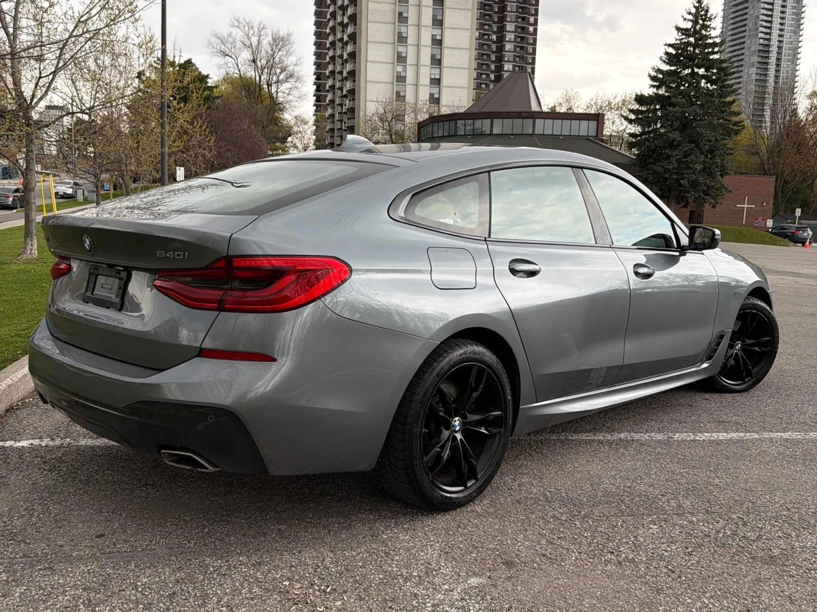 BMW 640 Xi* B58* Harman Kardon* Обдухване* Digital Key, снимка 3 - Автомобили и джипове - 54398889