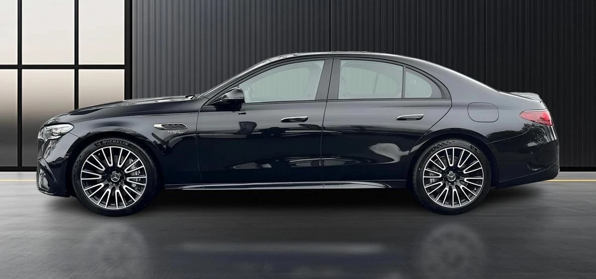 Mercedes-Benz E 53 AMG Hybrid Sedan, снимка 2 - Автомобили и джипове - 54421843