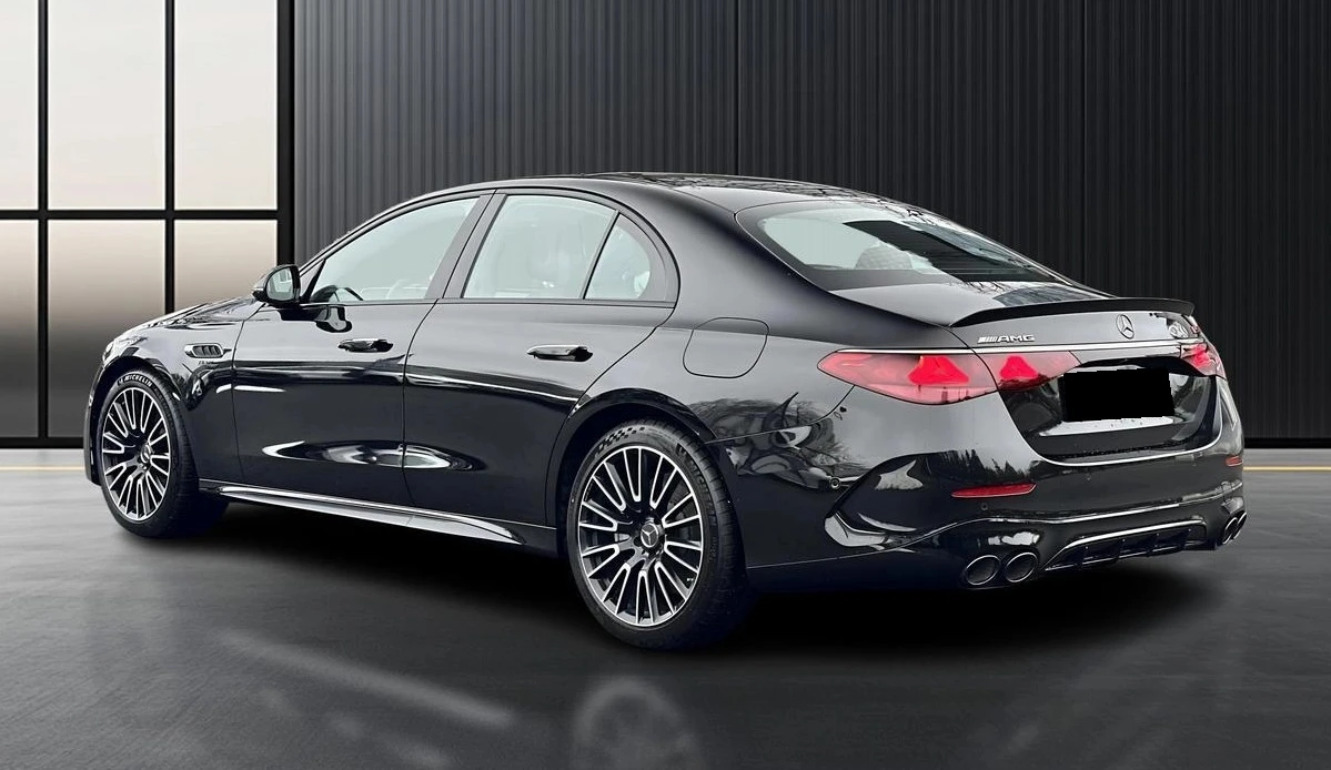 Mercedes-Benz E 53 AMG Hybrid Sedan, снимка 3 - Автомобили и джипове - 54421843