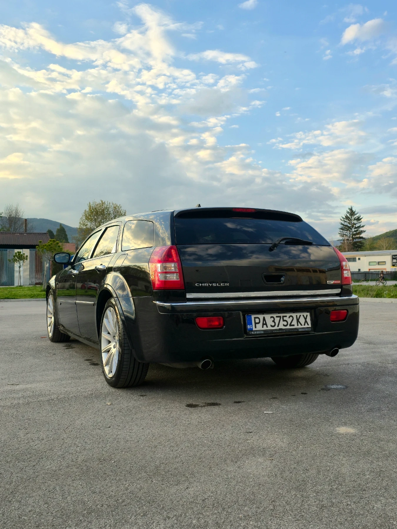 Chrysler 300c, снимка 3 - Автомобили и джипове - 54446206