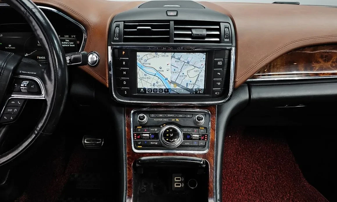 Lincoln Continental 3.0 Presidential AWD , снимка 11 - Автомобили и джипове - 54848733