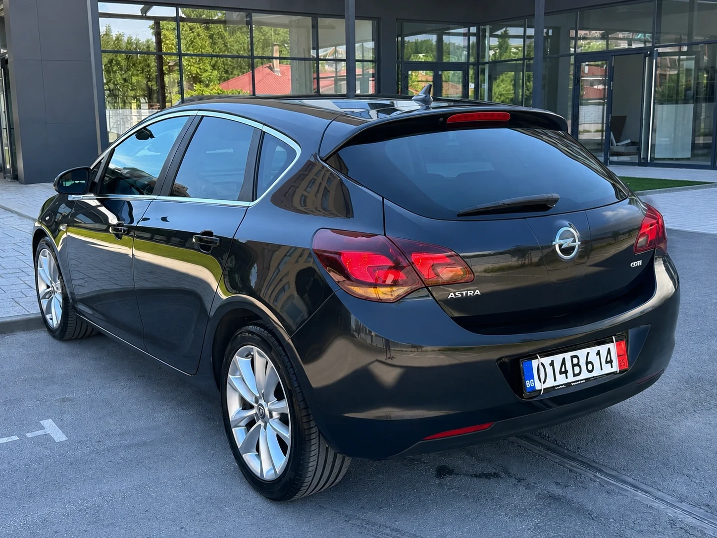 Opel Astra 1, 7 CDTi* COSMO* ������ ��* EURO 5 | Mobile.bg � ����������� 9