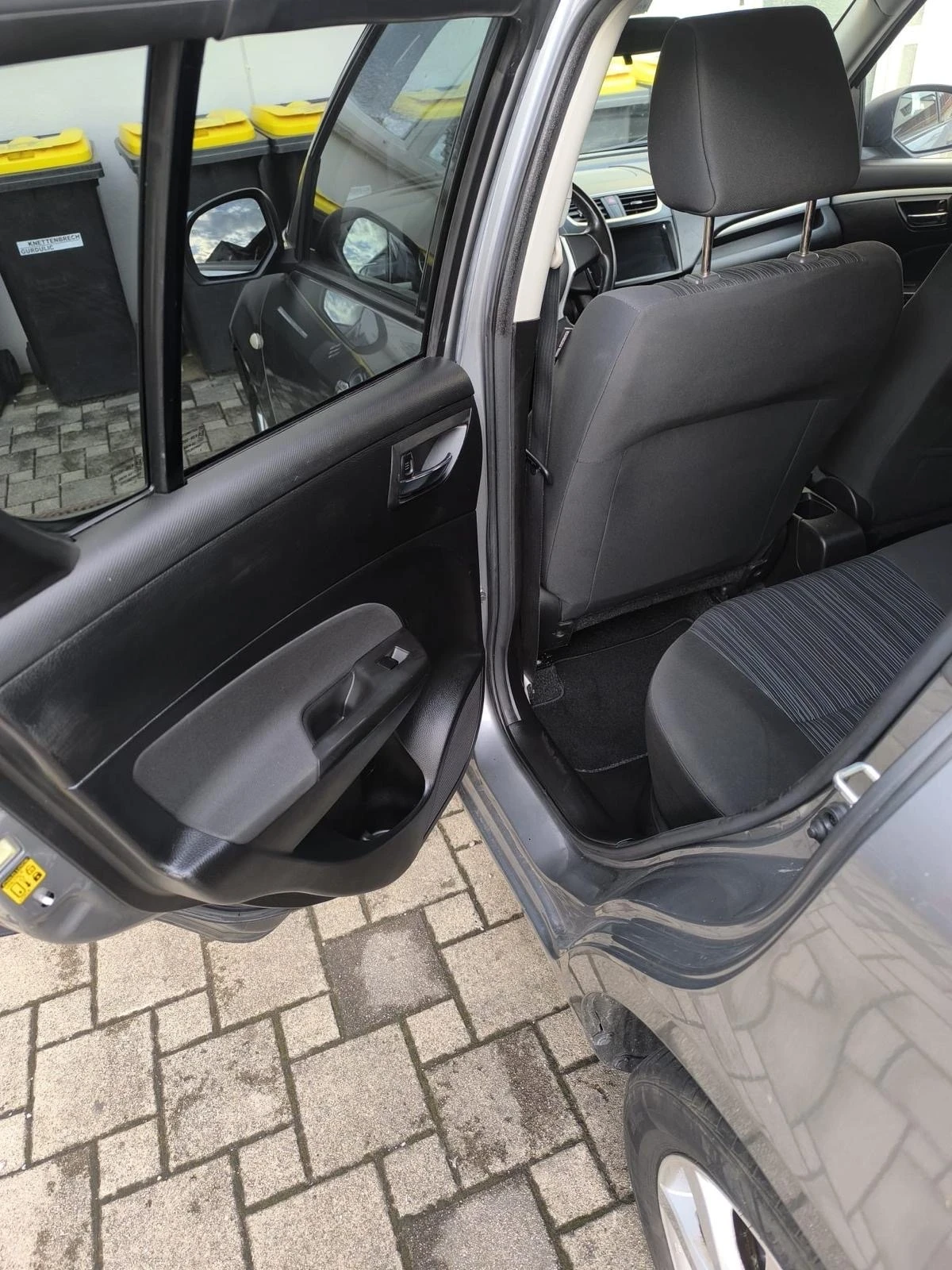 Suzuki Swift, снимка 14 - Автомобили и джипове - 55069668
