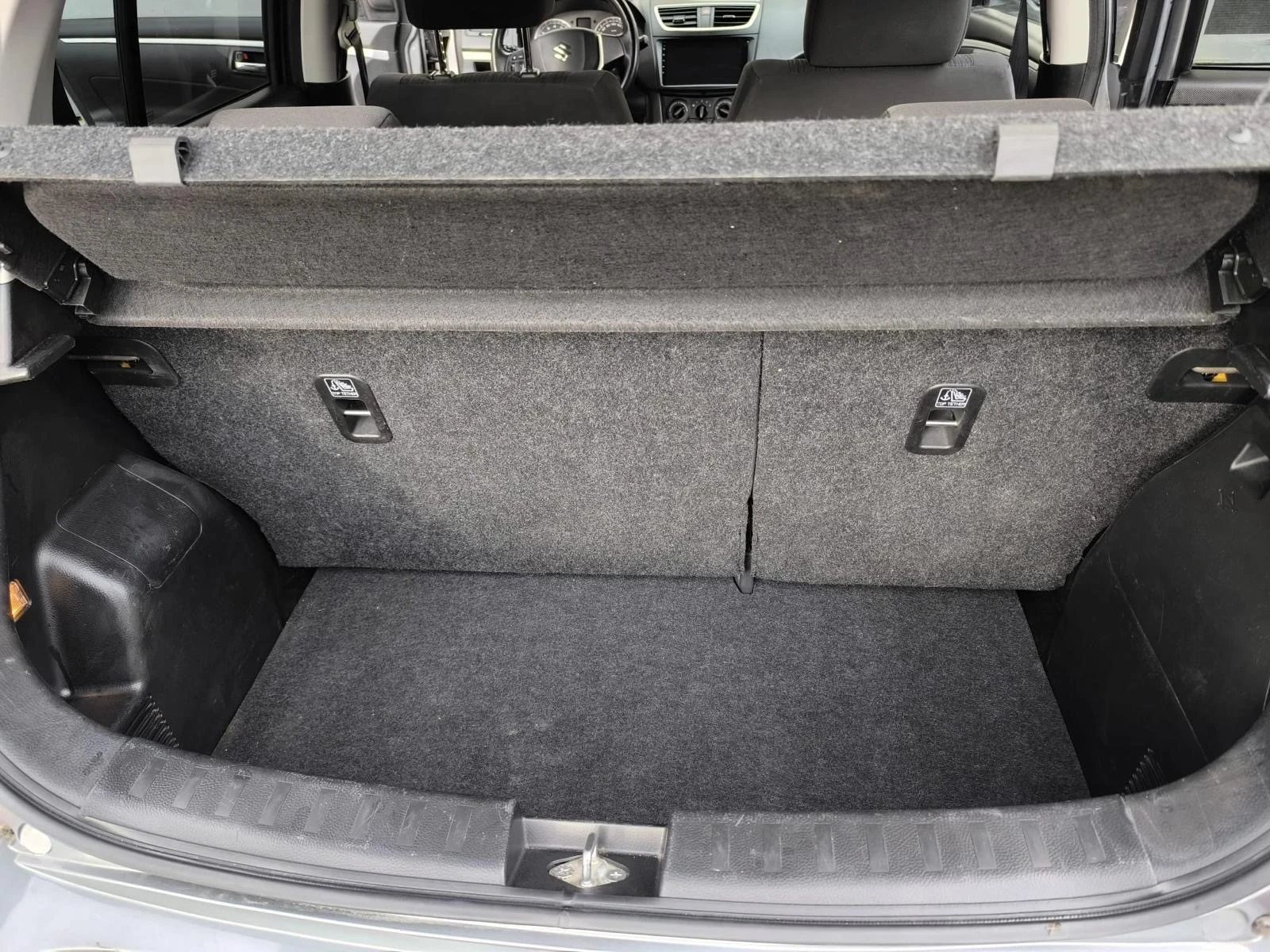 Suzuki Swift, снимка 4 - Автомобили и джипове - 55069668