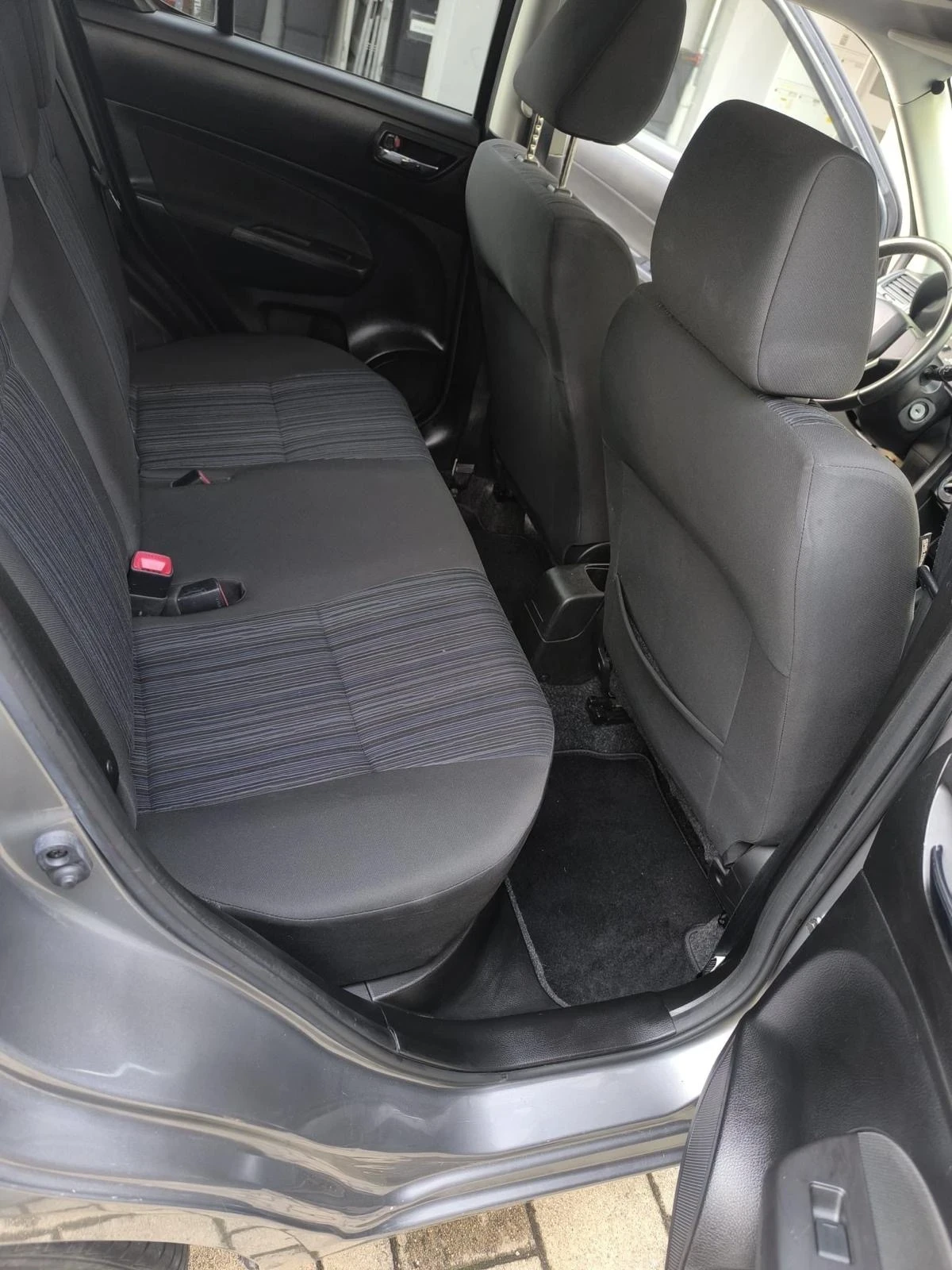 Suzuki Swift, снимка 5 - Автомобили и джипове - 55069668