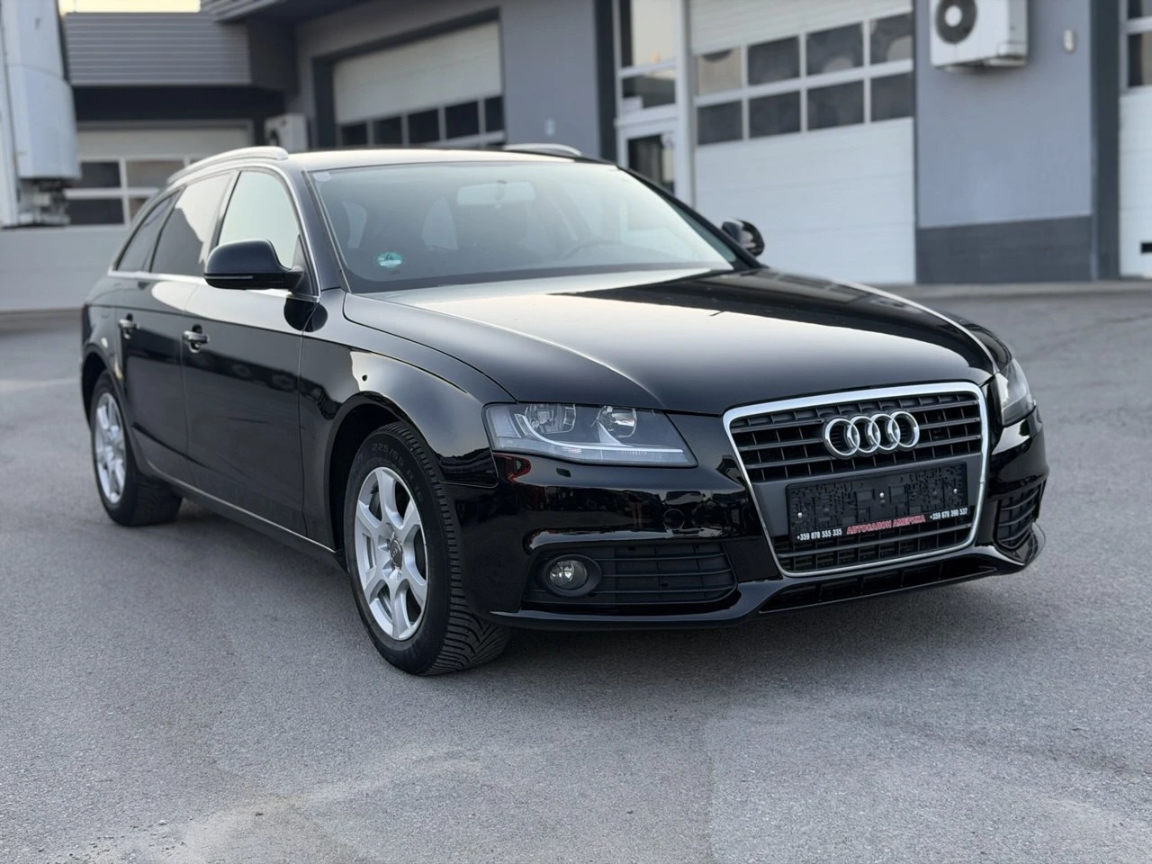 Audi A4 2.0TDI, снимка 3 - Автомобили и джипове - 55105593