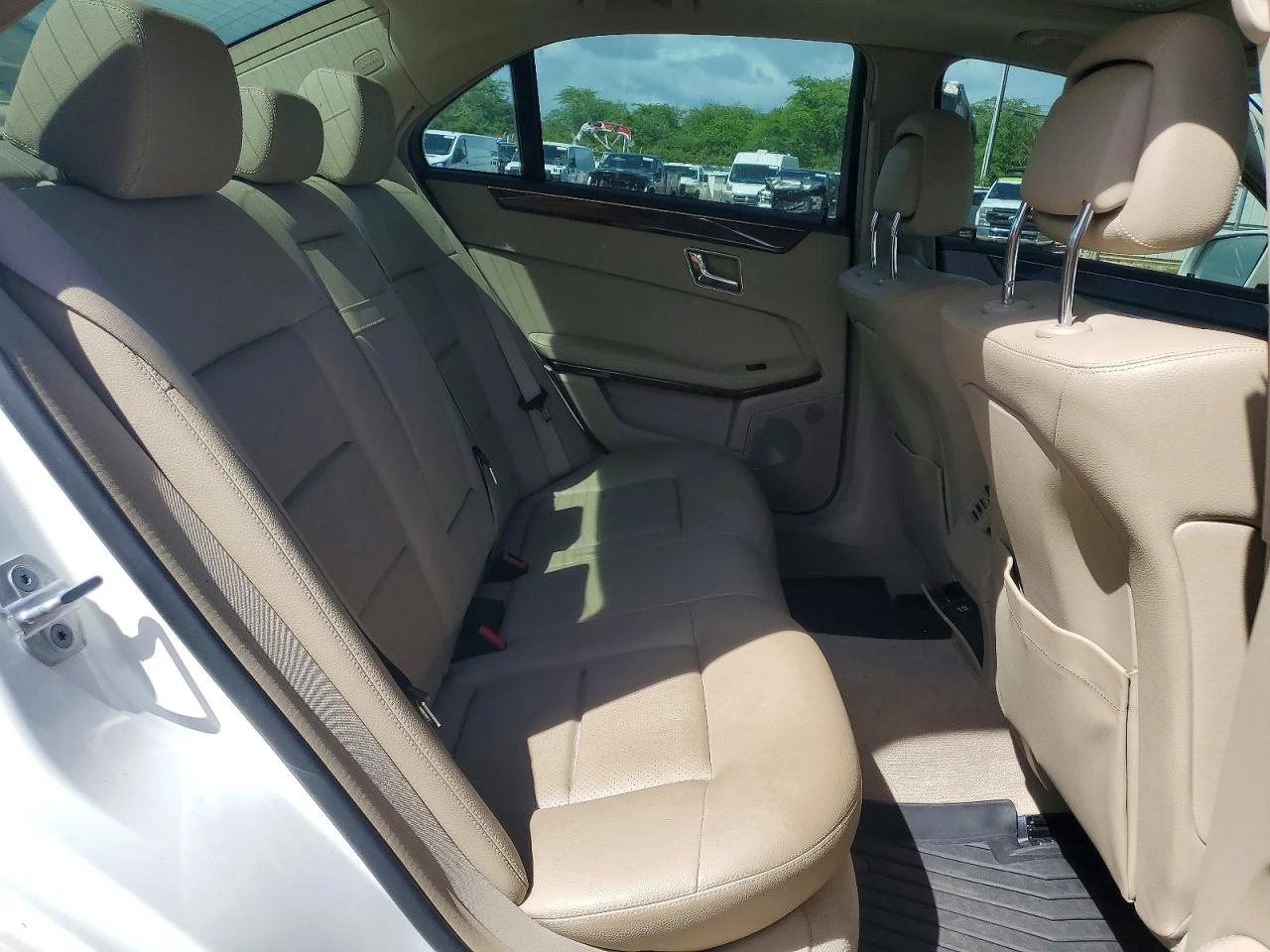 Mercedes-Benz E 350 3.5l, снимка 10 - Автомобили и джипове - 55158692