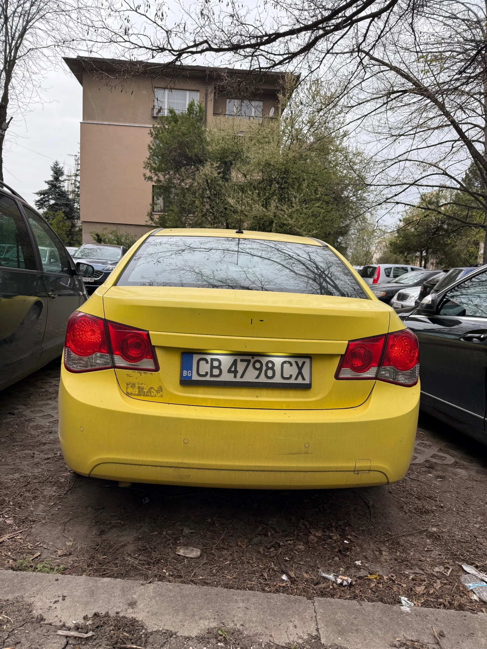 Chevrolet Cruze, снимка 2 - Автомобили и джипове - 55234008