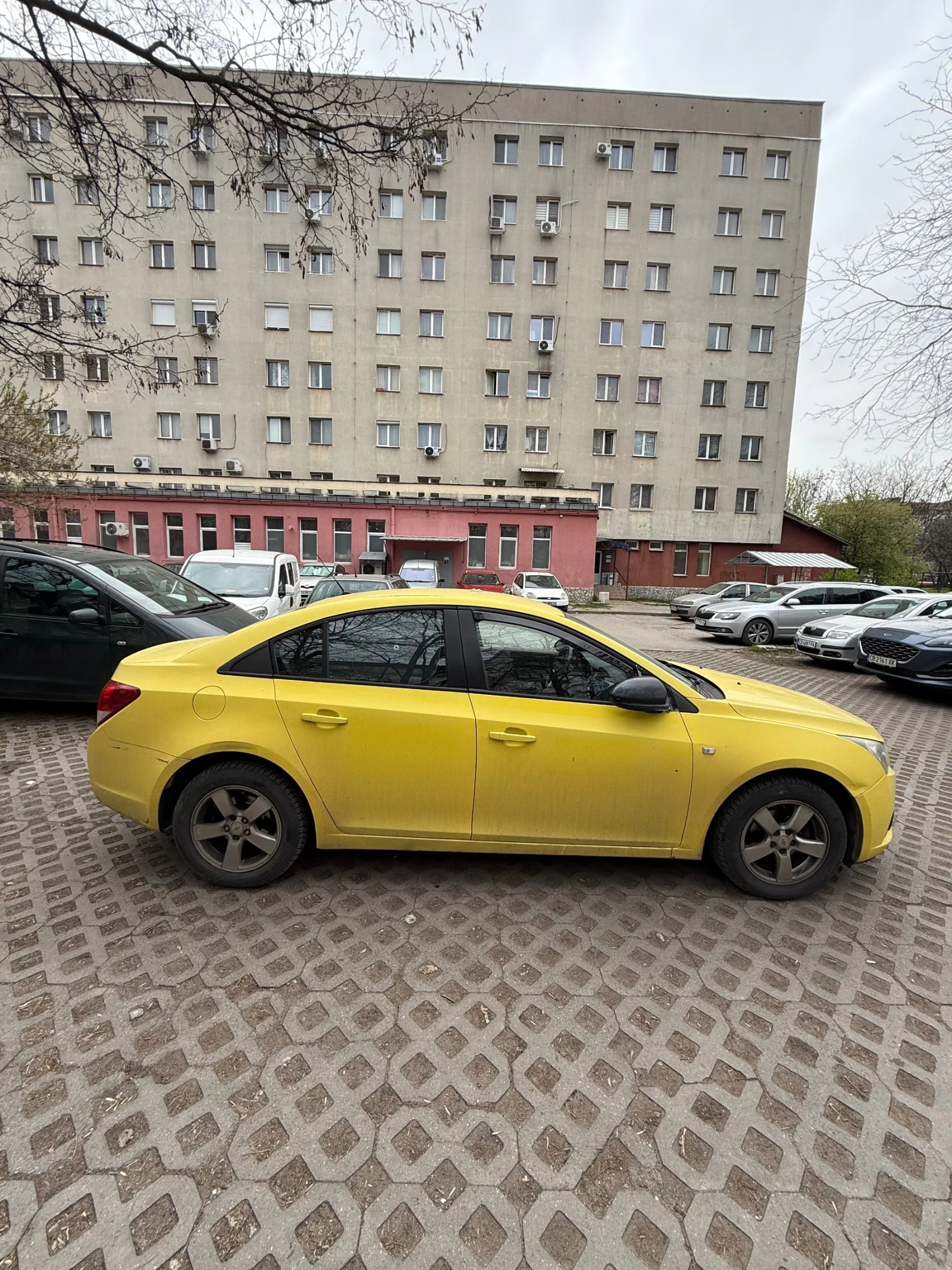 Chevrolet Cruze, снимка 4 - Автомобили и джипове - 55234008