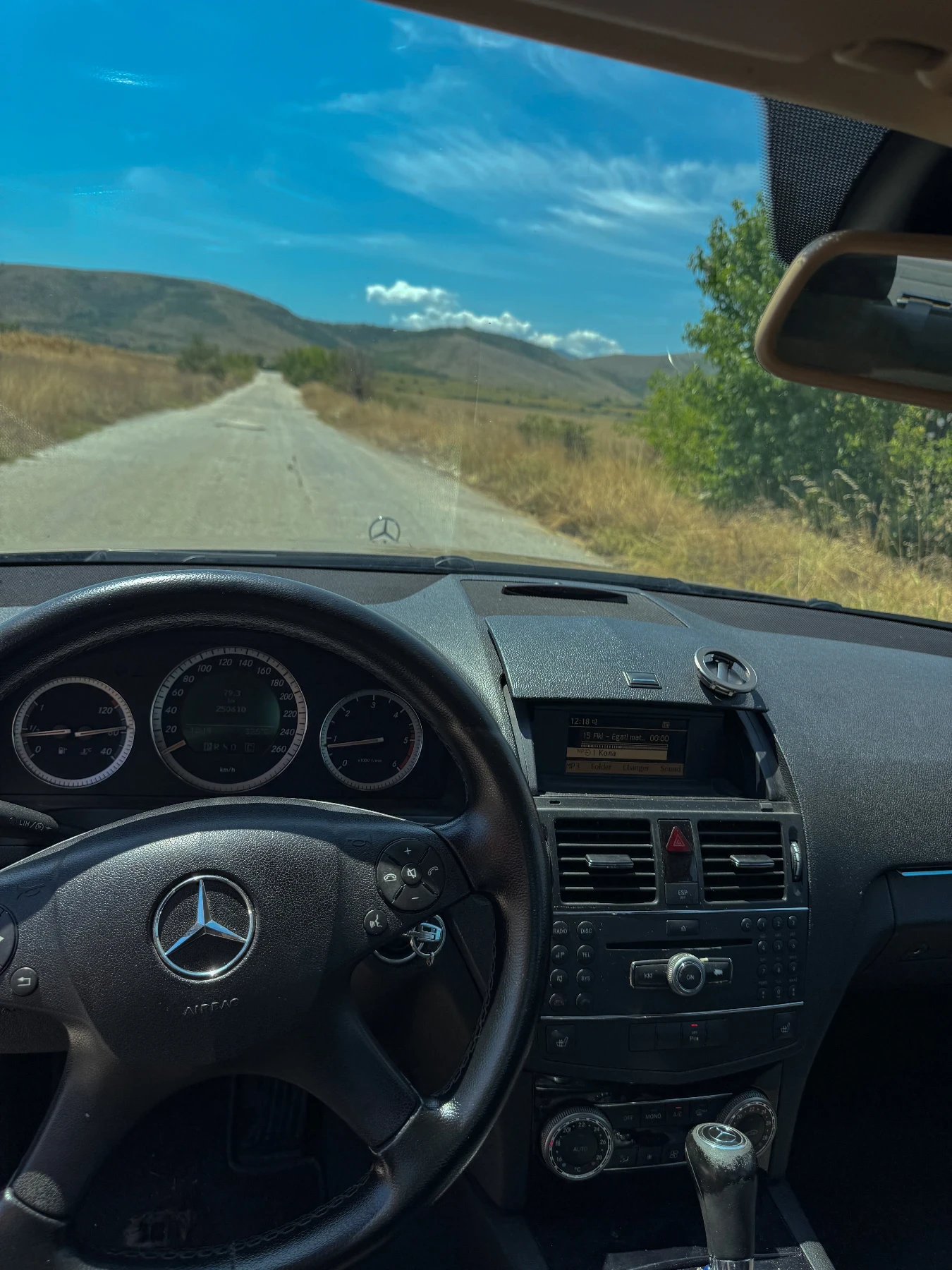 Mercedes-Benz C 220 2.2 CDI, снимка 8 - Автомобили и джипове - 55299509
