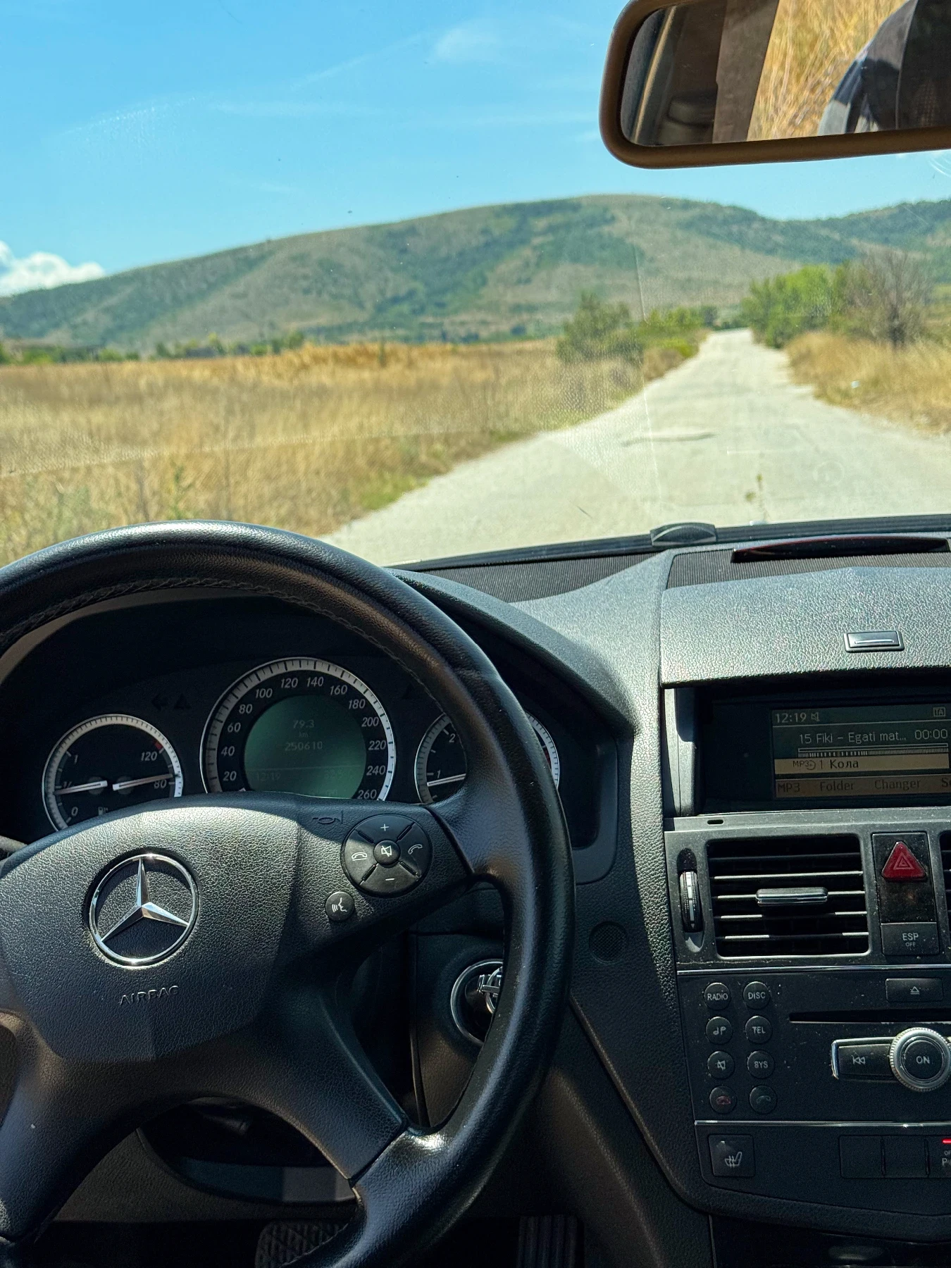 Mercedes-Benz C 220 2.2 CDI, снимка 11 - Автомобили и джипове - 55299509