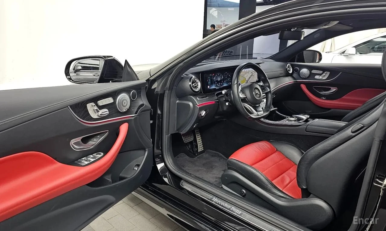Mercedes-Benz E 220 АМГ ПАКЕТ/d Coupe/ХЕДЪП/ПАНОРАМА/ПОДГРЕВ/, снимка 10 - Автомобили и джипове - 56155990