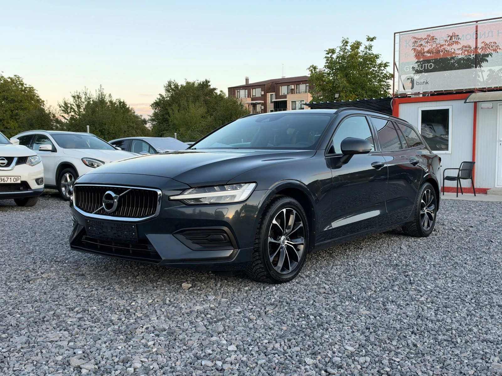 Volvo V60 2.0 D4 (190hp) | 8 Automatic | Momentum | Euro 6