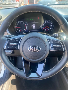 Kia Seltos SIGNATURE - 37800 лв. - 35915345 9