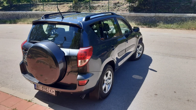 Toyota Rav4, снимка 5 - Автомобили и джипове - 46993080