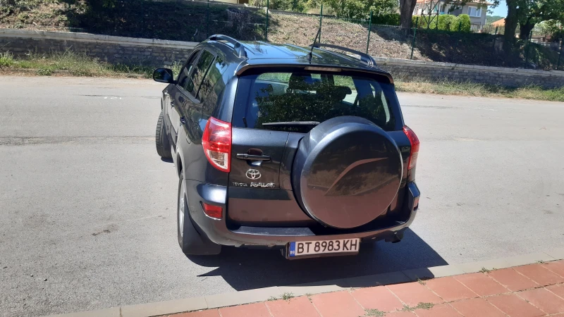 Toyota Rav4, снимка 4 - Автомобили и джипове - 46993080