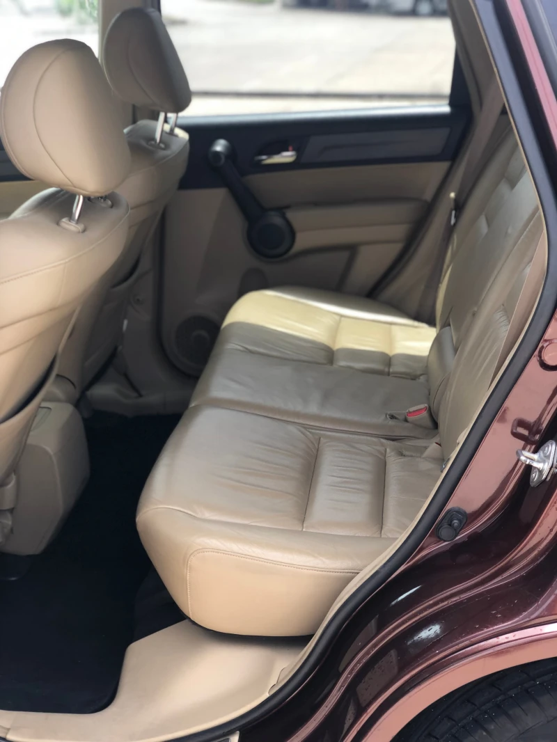 Honda Cr-v 2.2iDTEC/АВТОМАТ/Executive/FACELIFT/Нави/Пано/FULL, снимка 7 - Автомобили и джипове - 48019170