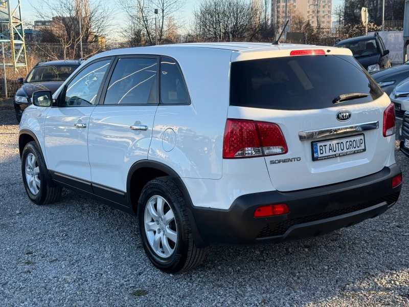 Kia Sorento 2.4i , снимка 5 - Автомобили и джипове - 52419777