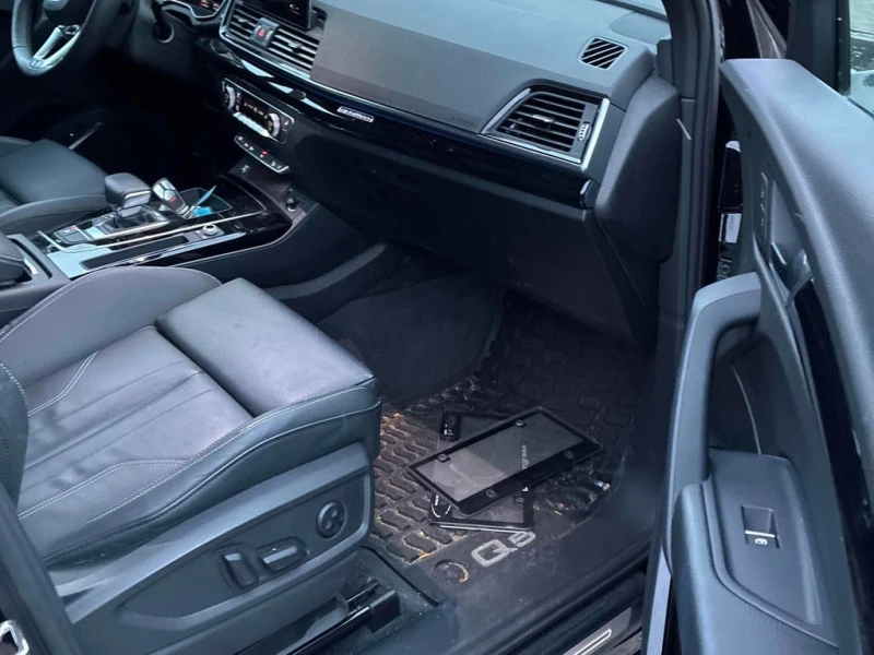 Audi Q5 * Progressiv * CARFAX * БЕЗ ПЪРВОНАЧАЛНА ВНОСКА, снимка 15 - Автомобили и джипове - 53041654