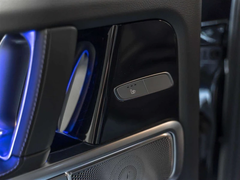 Mercedes-Benz G 550 * CARFAX * БЕЗ ПЪРВОНАЧАЛНА ВНОСКА, снимка 13 - Автомобили и джипове - 53164550