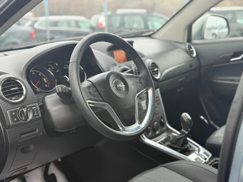Opel Antara 4x4, снимка 9 - Автомобили и джипове - 53204381