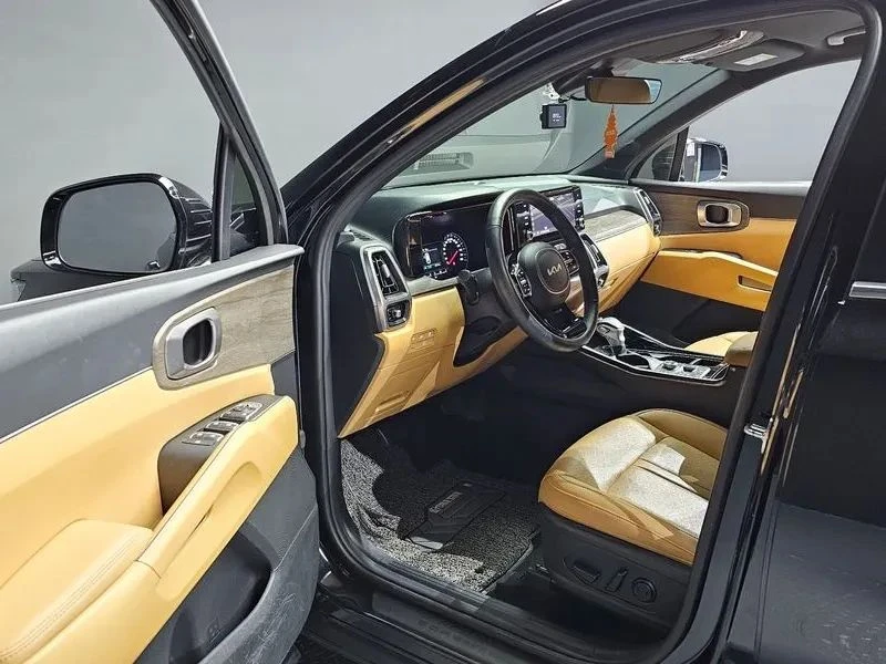 Kia Sorento, снимка 10 - Автомобили и джипове - 56690824