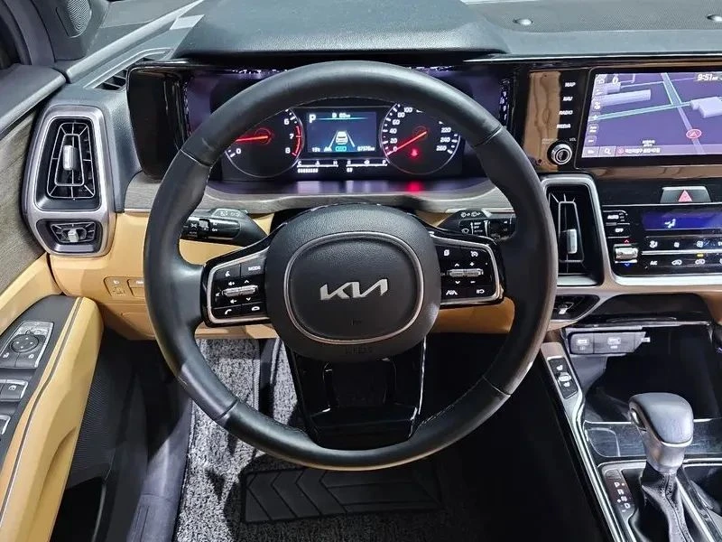 Kia Sorento, снимка 13 - Автомобили и джипове - 56690824