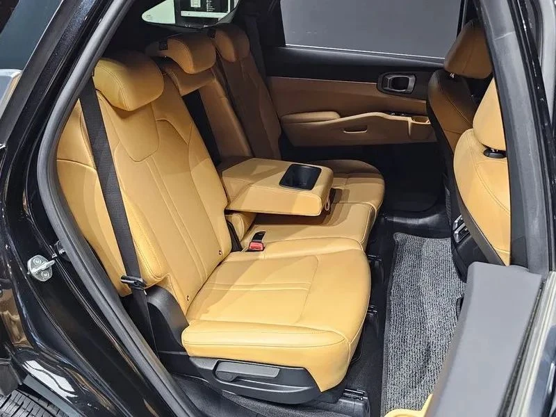 Kia Sorento, снимка 11 - Автомобили и джипове - 56690824
