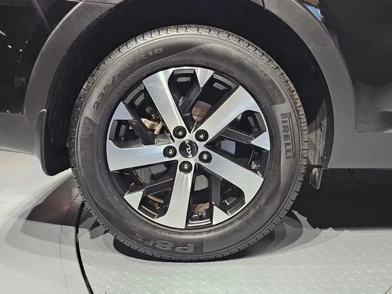 Kia Sorento, снимка 5 - Автомобили и джипове - 56690824