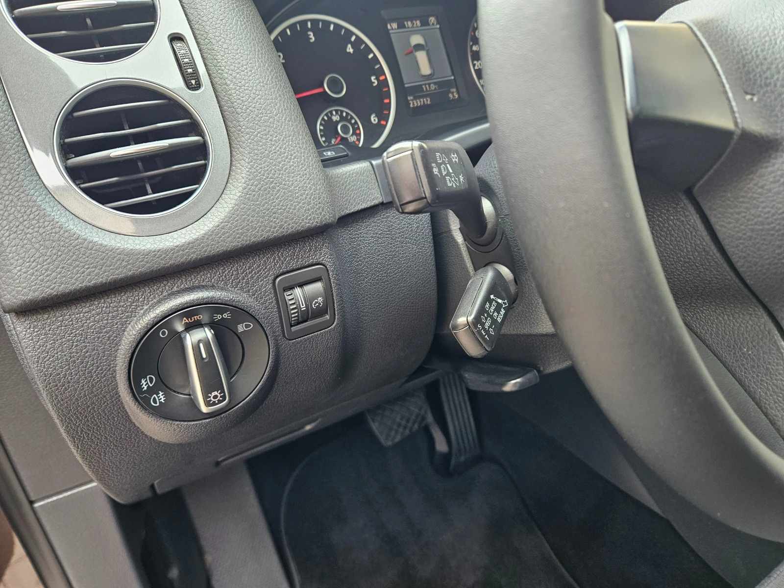 VW Tiguan /KEYLESS | Mobile.bg   15