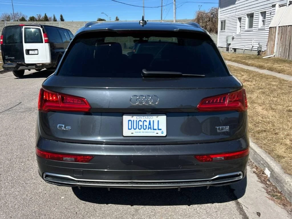 Audi Q5 Technik * ЦЕНА ДО БЪЛГАРИЯ * (CARFAX) - изображение 3