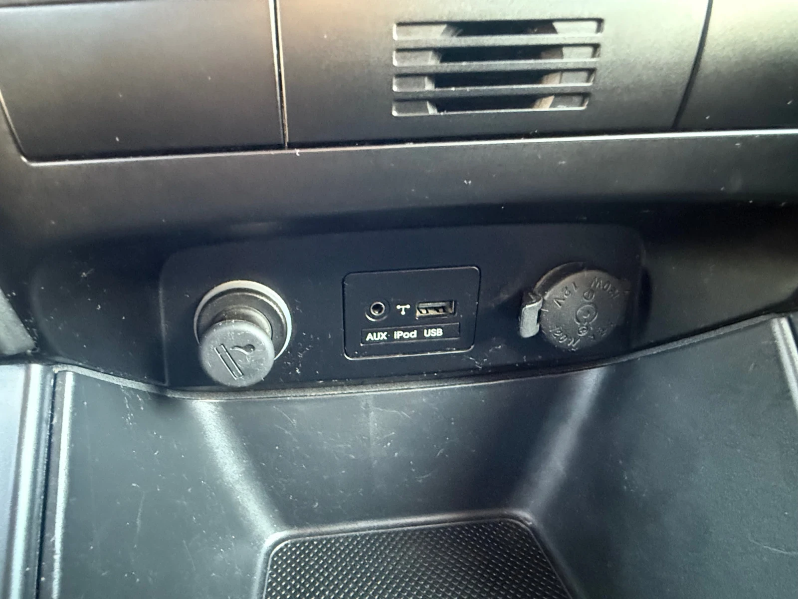 Kia Sorento 2.4i  | Mobile.bg   13