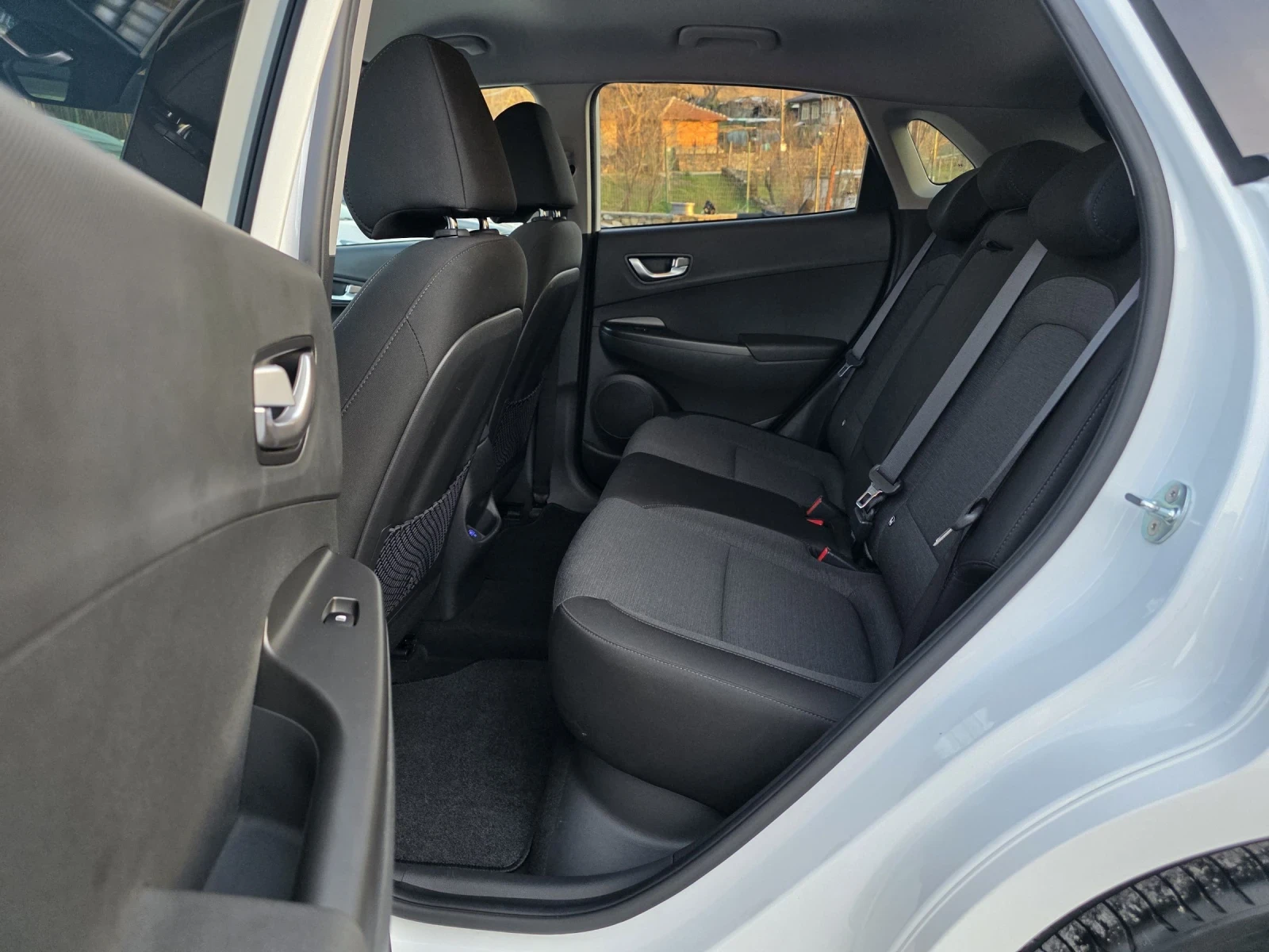 Hyundai Kona �������� EV �������� 39 KW 136 �.�. / ��� / KRELL  | Mobile.bg � ����������� 9