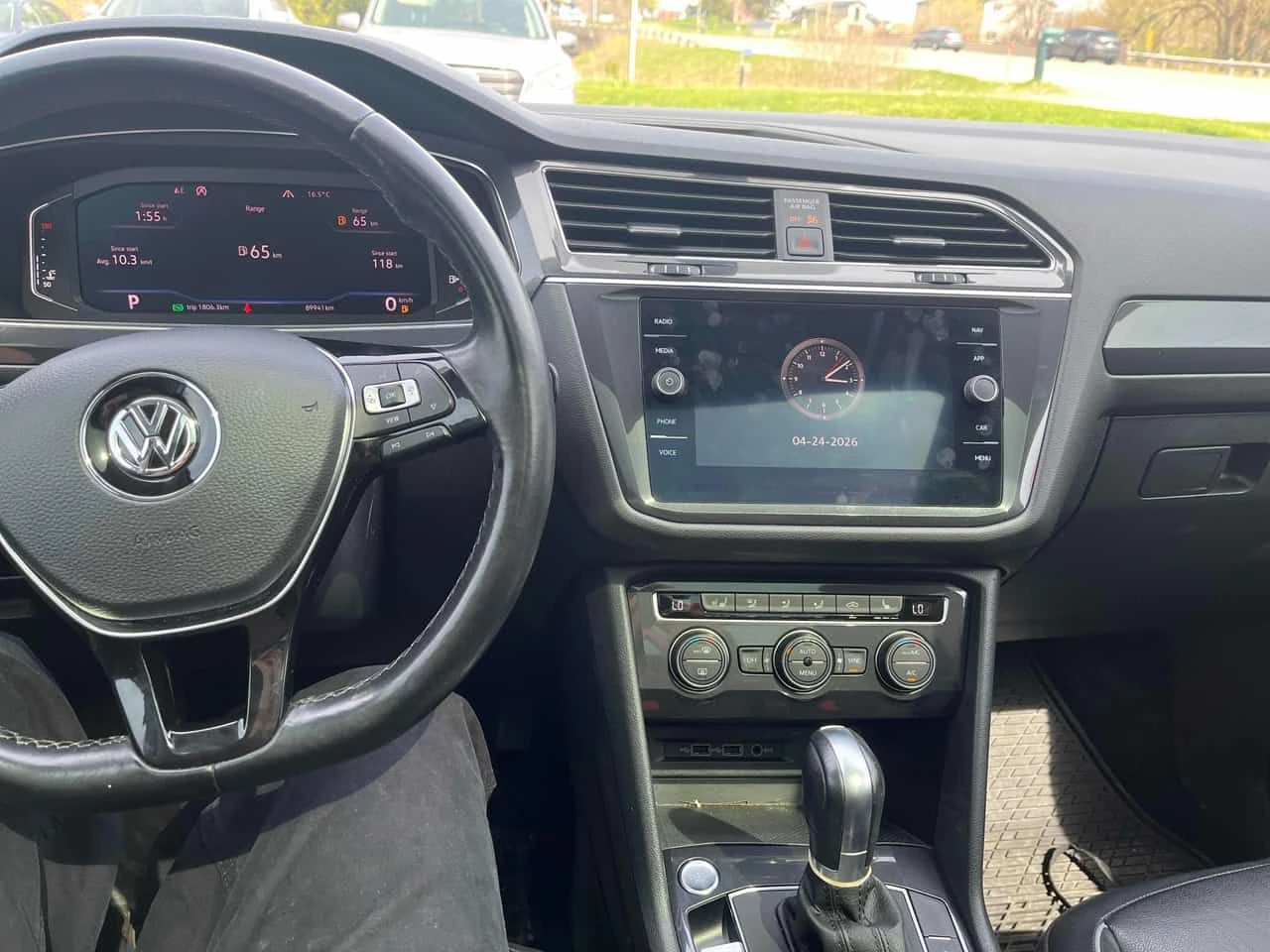 VW Tiguan * Highline * 2 �����* PANO* KEYLESS* �������*  | Mobile.bg � ����������� 9