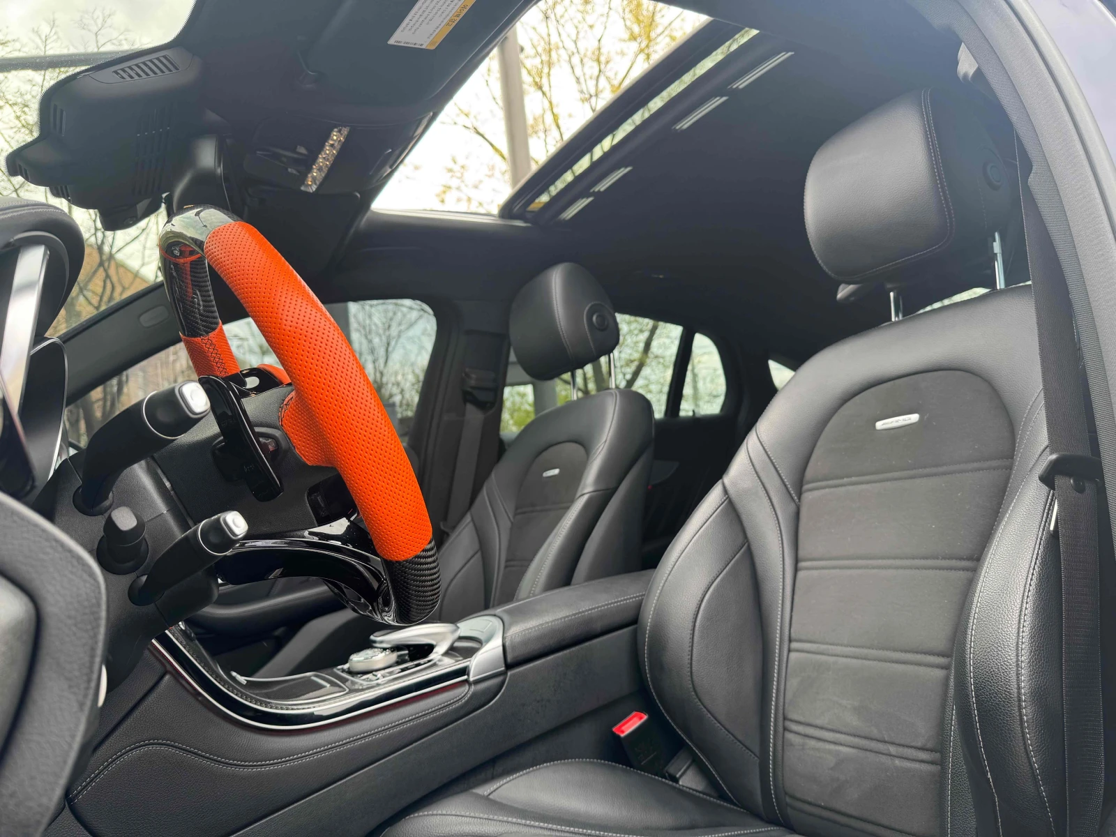 Mercedes-Benz GLC 63 AMG S* CARBON* 360* BURMASTER* HEAD-UP* КРАЙНА ЦЕНА, снимка 9 - Автомобили и джипове - 54566771