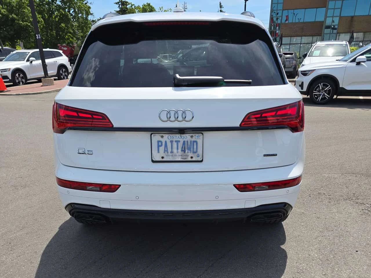 Audi Q5 Progressiv/DIS/LED/ВЪРНАТ ОТ ЛИЗИНГ , снимка 4 - Автомобили и джипове - 54761074