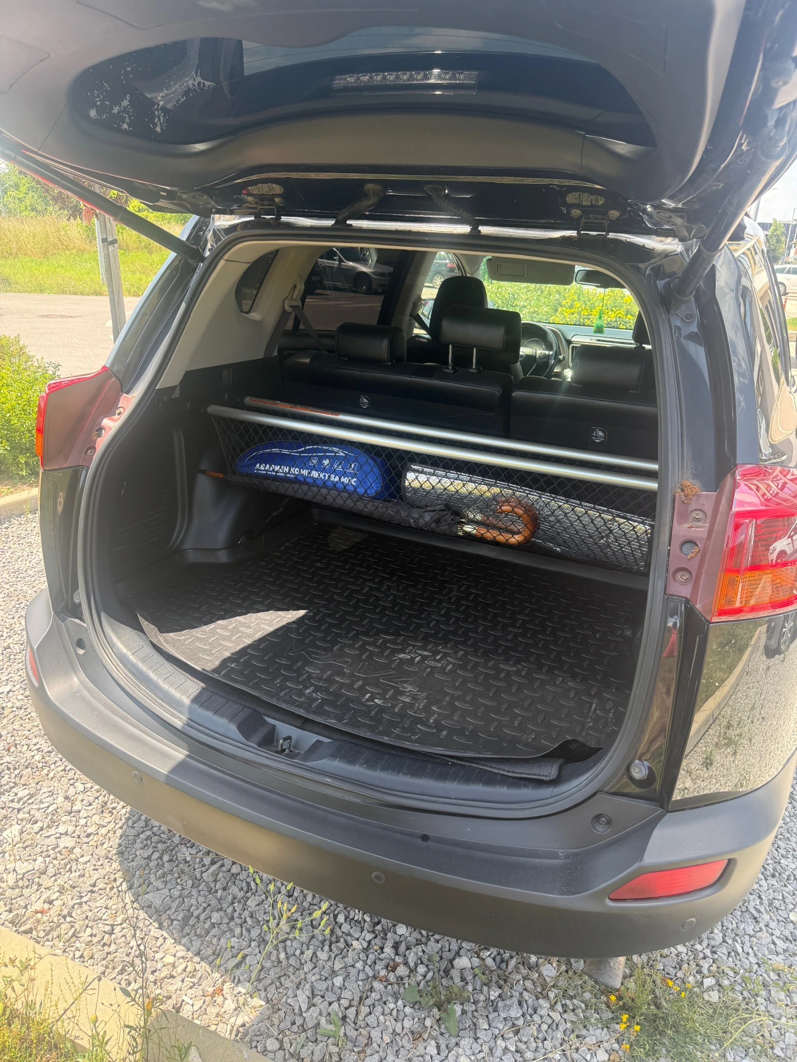 Toyota Rav4, снимка 12 - Автомобили и джипове - 55316374