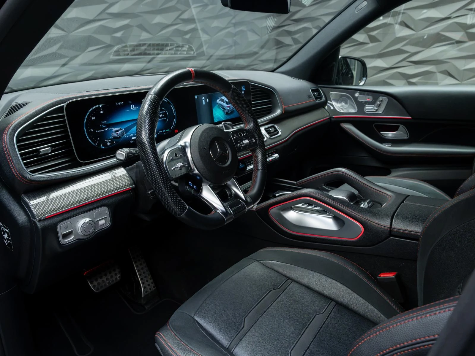 Mercedes-Benz GLE 53 4MATIC 4MATIC* BURM* 360CAM* AIRMATIC* AMG-LINE* , снимка 10 - Автомобили и джипове - 55537477