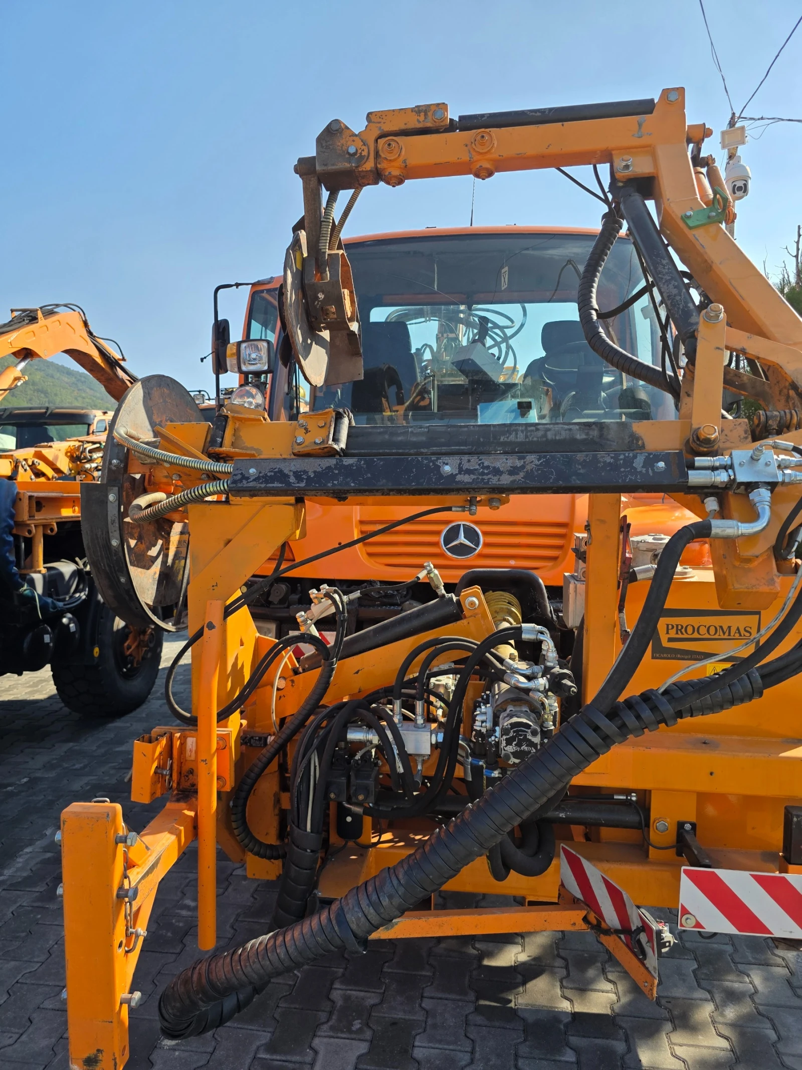 Mercedes-Benz UNIMOG U400, снимка 12 - Камиони - 56172113