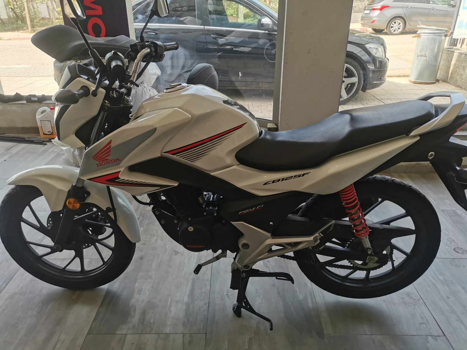 Honda Cbf CB125F, снимка 2 - Мотоциклети и мототехника - 56288906