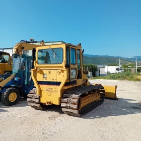  Cat D3C * LGP *  *   *  | Mobile.bg    5