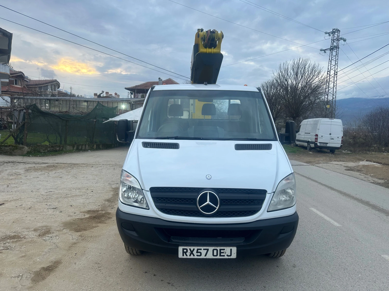 Автовишка Versalift Mercedes Sprinter 515 - изображение 2