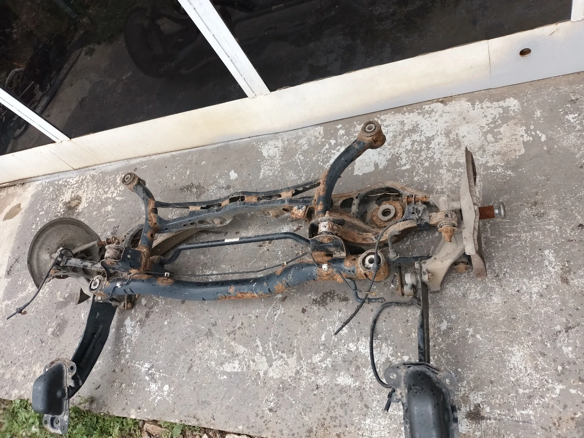     6 2.0  | Mobile.bg   1