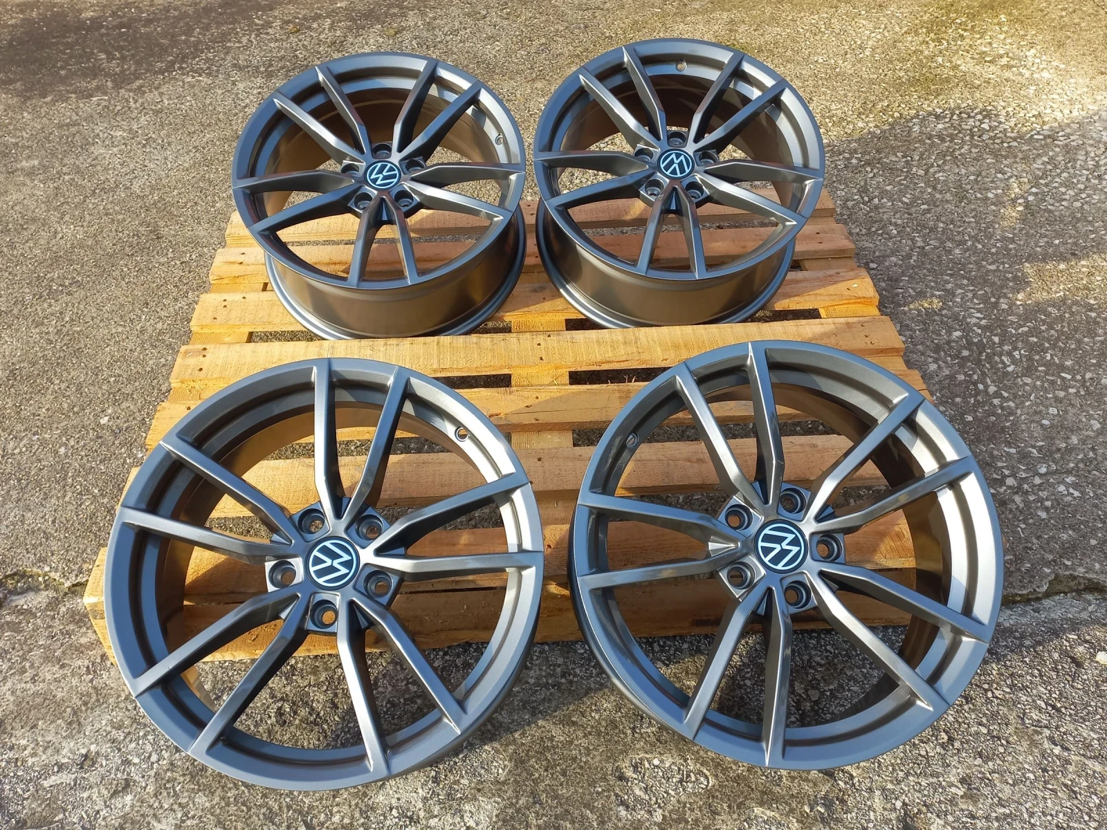 Джанти за VW, снимка 10 - Гуми и джанти - 54287501